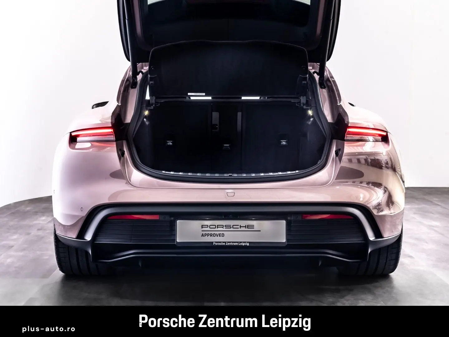PORSCHE Taycan 4S Sport Turismo ActiveRide Inno BeifDisp