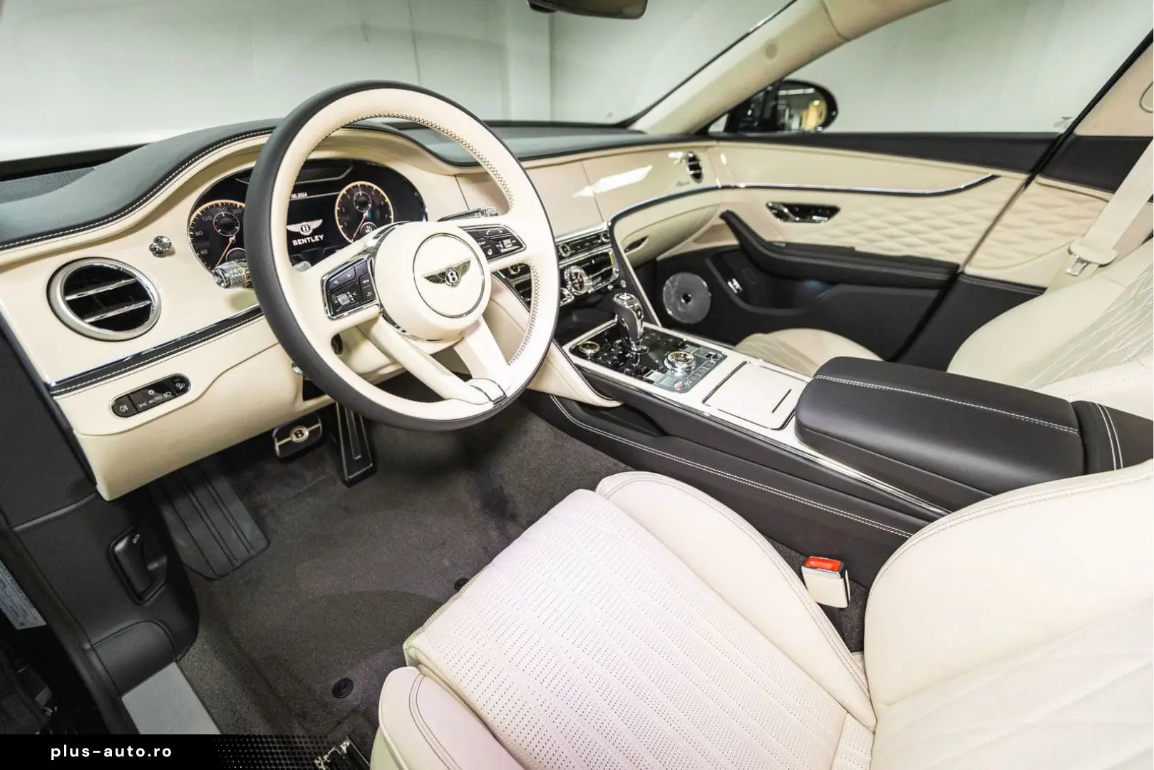 BENTLEY Flying Spur V8 Azure  Piano Linen Veneer Rotatin