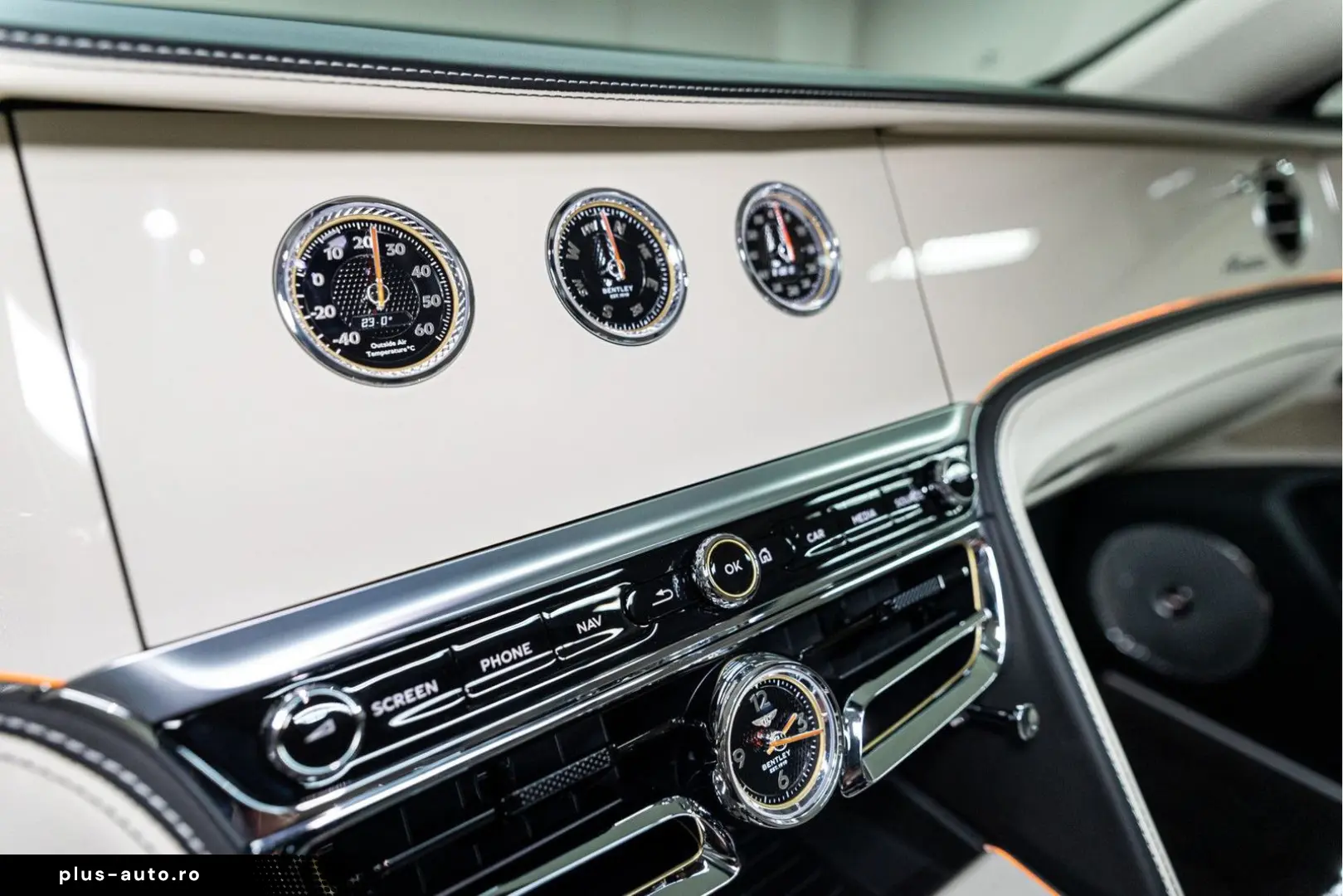 BENTLEY Flying Spur V8 Azure  Piano Linen Veneer Rotatin