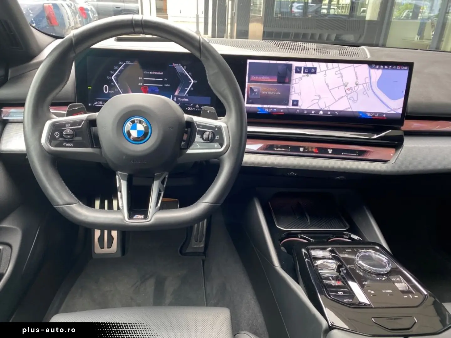 BMW 550 e xDrive Limousine M Sport AHK Pano Autob.-A