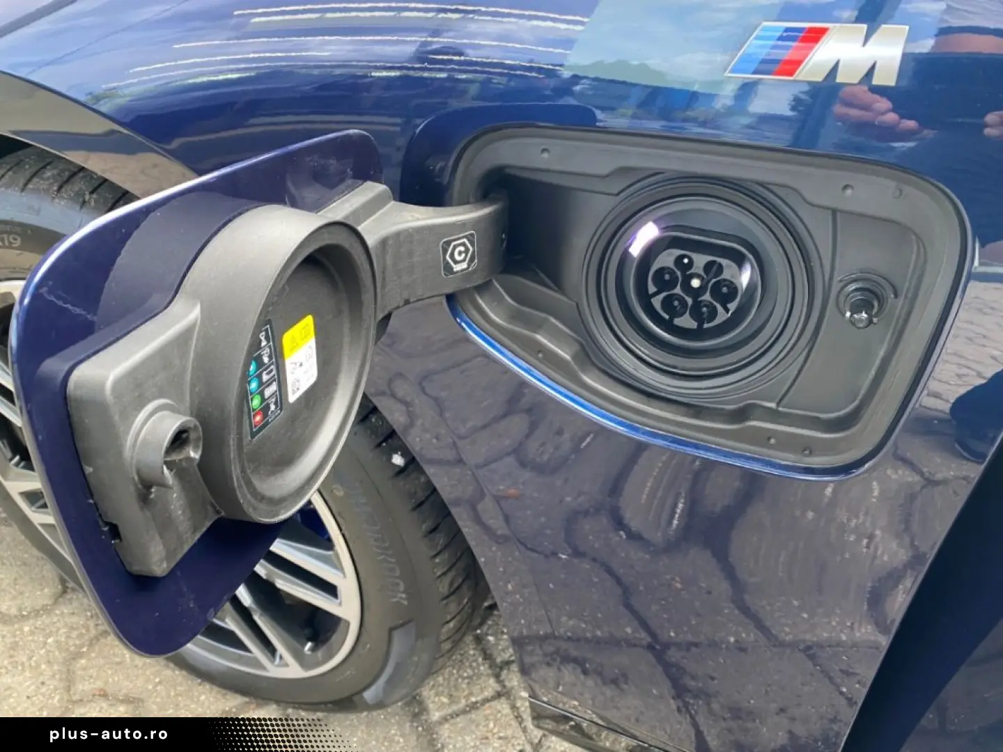 BMW 550 e xDrive Limousine M Sport AHK Pano Autob.-A