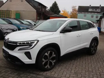 RENAULT Austral Mild Hybrid 140 Equilibre