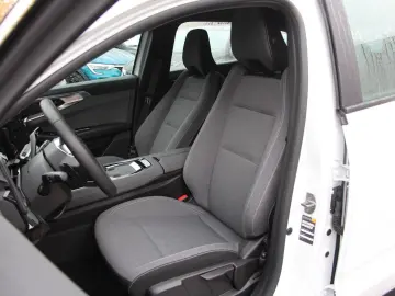 RENAULT Austral Mild Hybrid 140 Equilibre