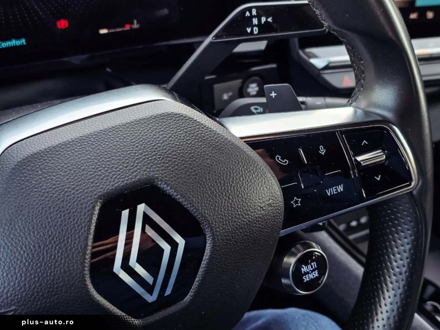 RENAULT Austral Kamera CarPlay SHz Frontscheibe