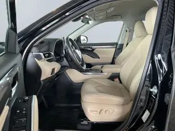TOYOTA Highlander 2.5 Hybrid Executive  StHz 7-Si Leder