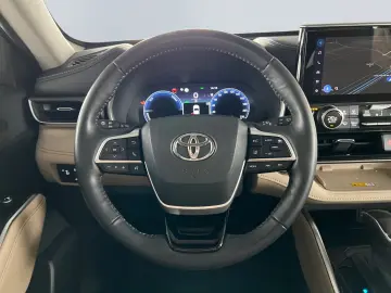 TOYOTA Highlander 2.5 Hybrid Executive  StHz 7-Si Leder