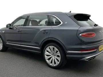 BENTLEY Bentayga EWB Azure  NAIM RSE ParkingHeater