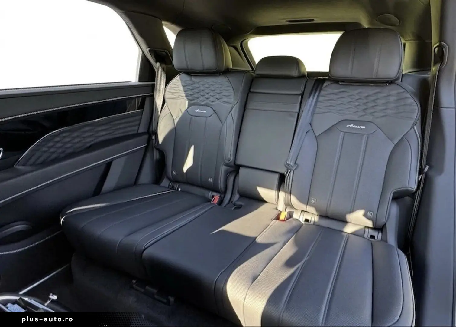 BENTLEY Bentayga EWB Azure  NAIM RSE ParkingHeater