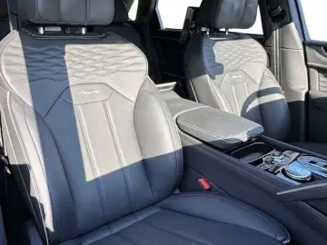 BENTLEY Bentayga EWB Azure  NAIM RSE ParkingHeater