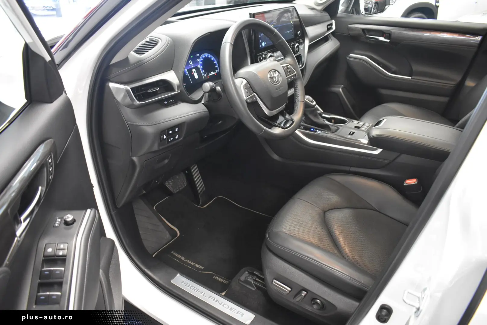 TOYOTA Highlander 2 5 Hybrid Luxury 7-Sitze Navi Panora
