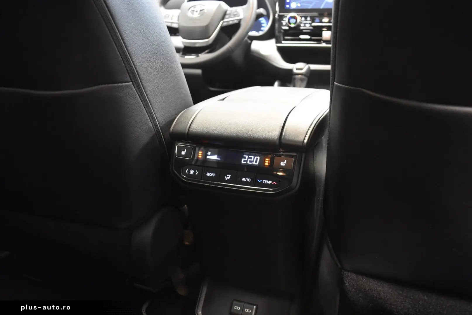 TOYOTA Highlander 2 5 Hybrid Luxury 7-Sitze Navi Panora