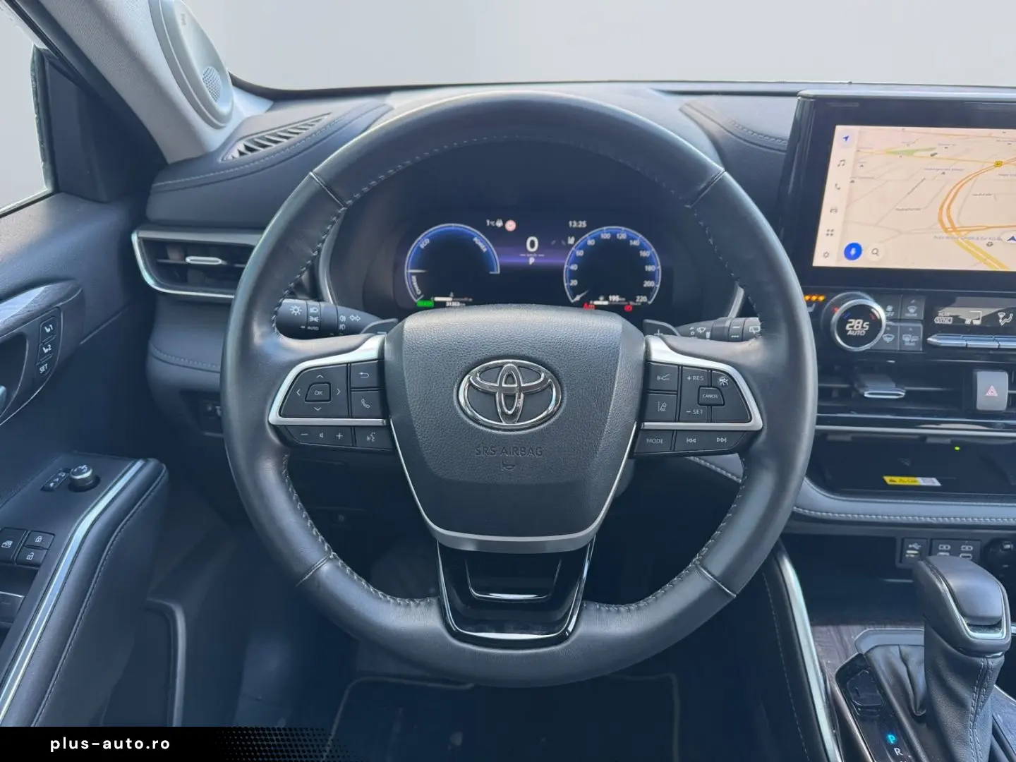 TOYOTA Highlander 2.5 Hybrid Executive  7-Si Leder CAM
