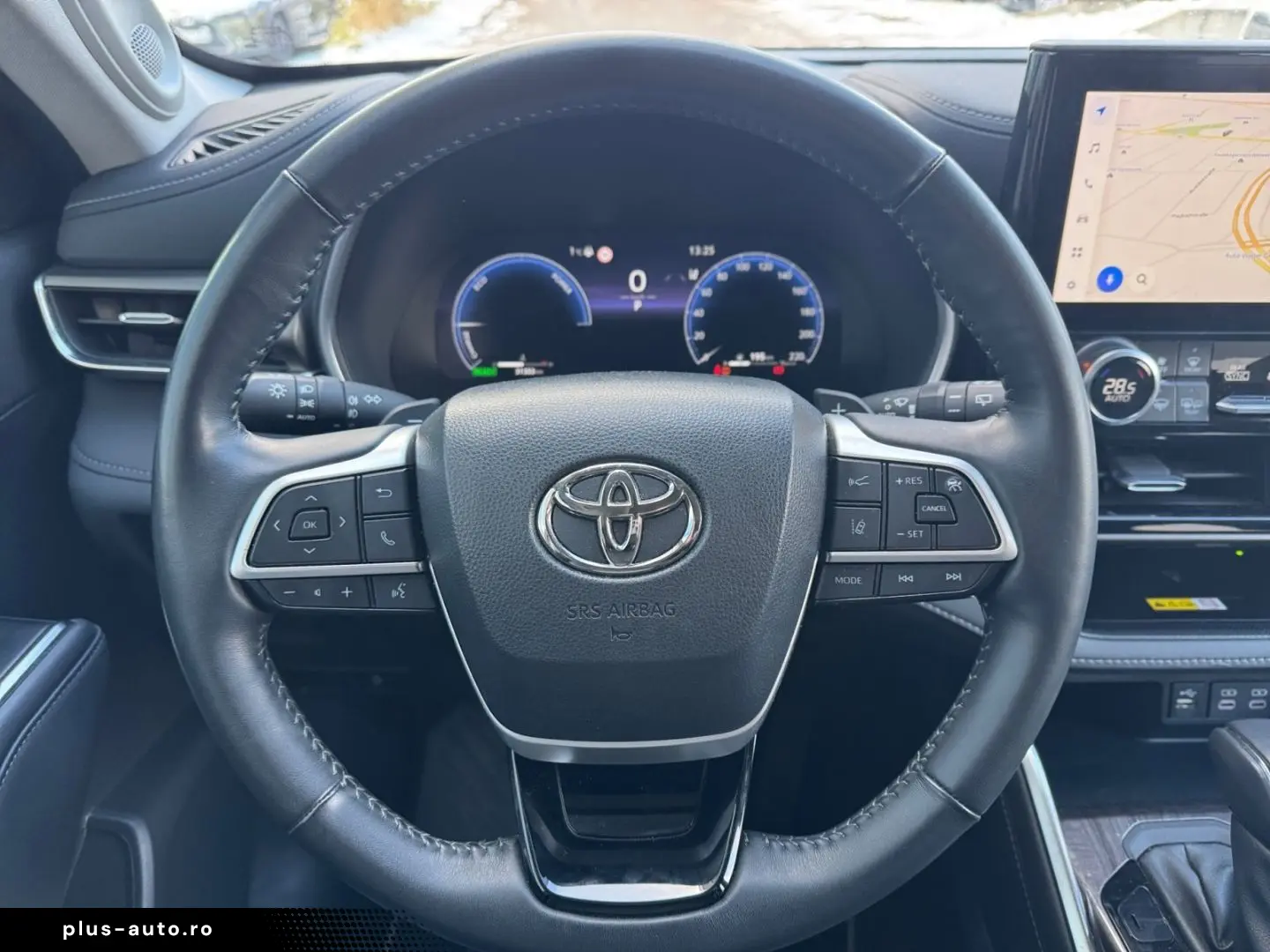 TOYOTA Highlander 2.5 Hybrid Executive  7-Si Leder CAM