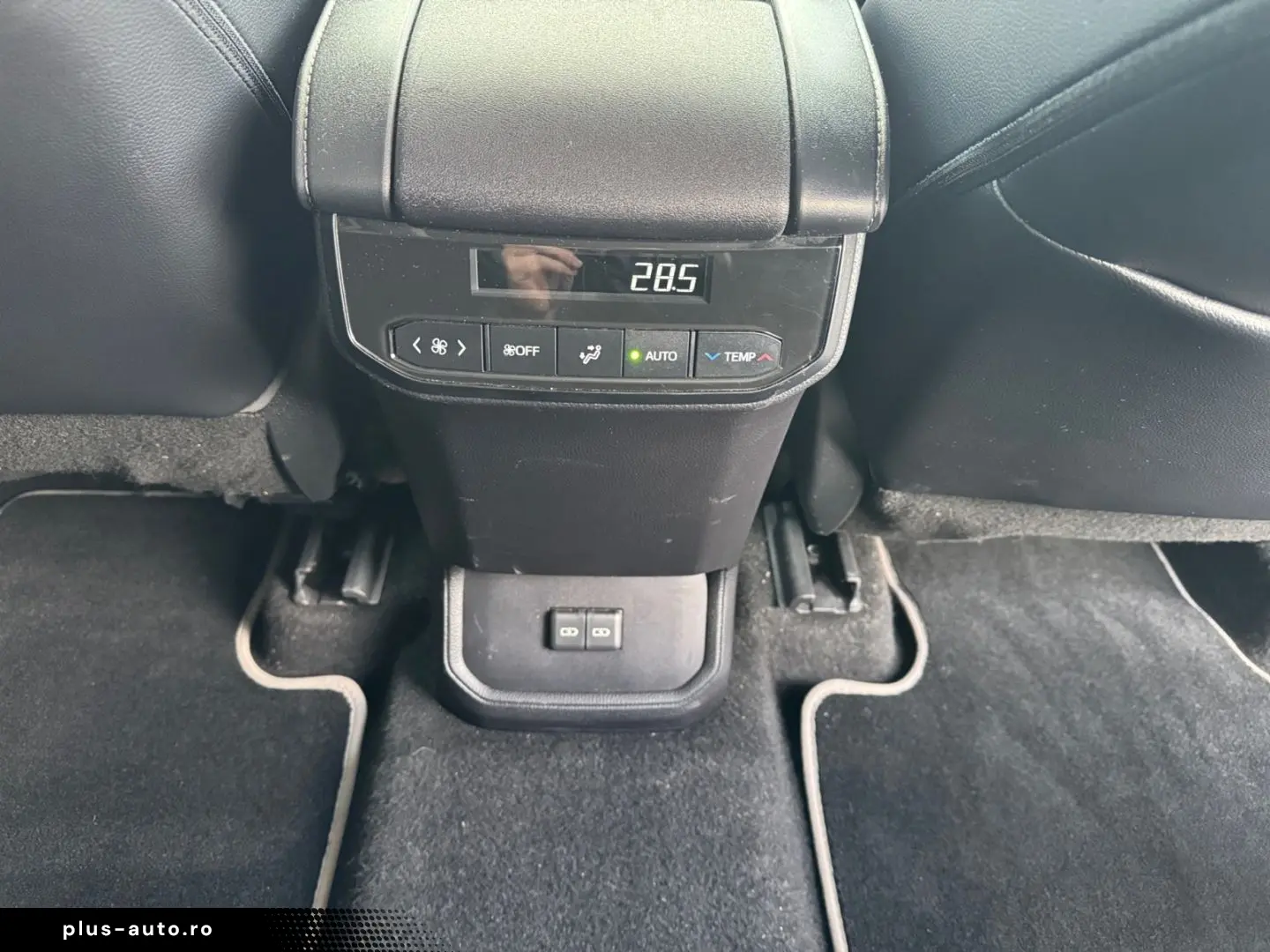 TOYOTA Highlander 2.5 Hybrid Executive  7-Si Leder CAM
