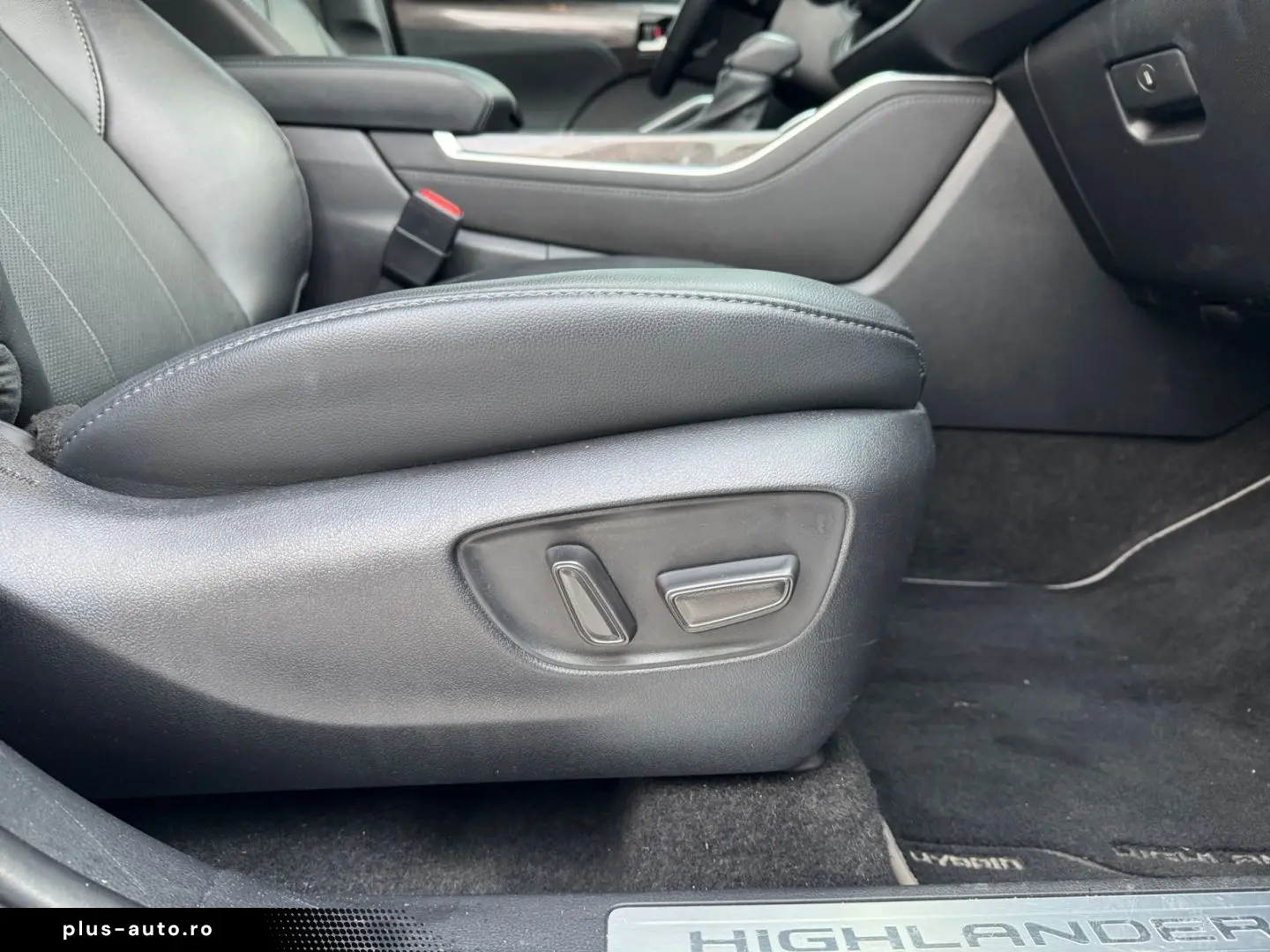 TOYOTA Highlander 2.5 Hybrid Executive  7-Si Leder CAM