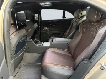 BENTLEY Flying Spur Mulliner V8 HYBRID - MY2025 -