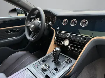 BENTLEY Flying Spur Mulliner V8 HYBRID - MY2025 -