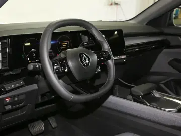 RENAULT Austral Equilibre TCe 140 Mild-Hybrid 35.989