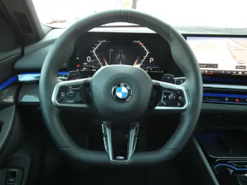 BMW 520i Touring M Sportpaket HK HiFi DAB LED AHK