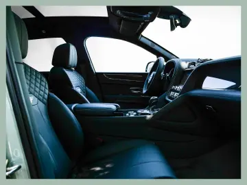 BENTLEY Bentayga S V8