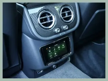 BENTLEY Bentayga S V8