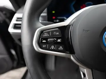BMW i4 xDrive 40 Gran Coupe M-Sport Pro AHK 360  ACC