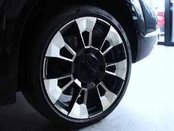 BMW XM    M Shadow Line Carbon Fibre DrivAssPlus 360