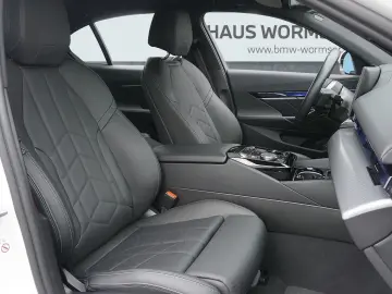 BMW i5 eDrive40 Limousine M Sportpaket Head-Up DAB