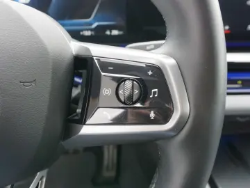 BMW i5 eDrive40 Limousine M Sportpaket Head-Up DAB