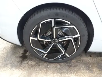 BYD Seal AWD Excellence 82 5KWH NAVI LED 360  HUD SH