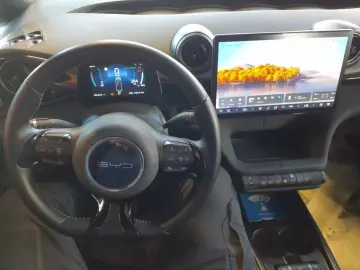 BYD Dolphin Comfort 60kWh WPU ACC 360