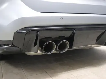 BMW Touring Competition M xDrive 375 kW (510 PS) ...