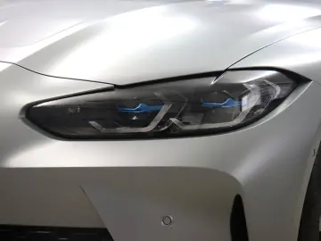 BMW Touring Competition M xDrive 375 kW (510 PS) ...