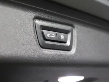 BMW Touring Competition M xDrive 375 kW (510 PS) ...