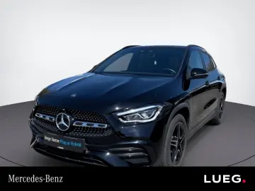 MERCEDES-BENZ GLA 250 e Airpanel Augmented Distronic…