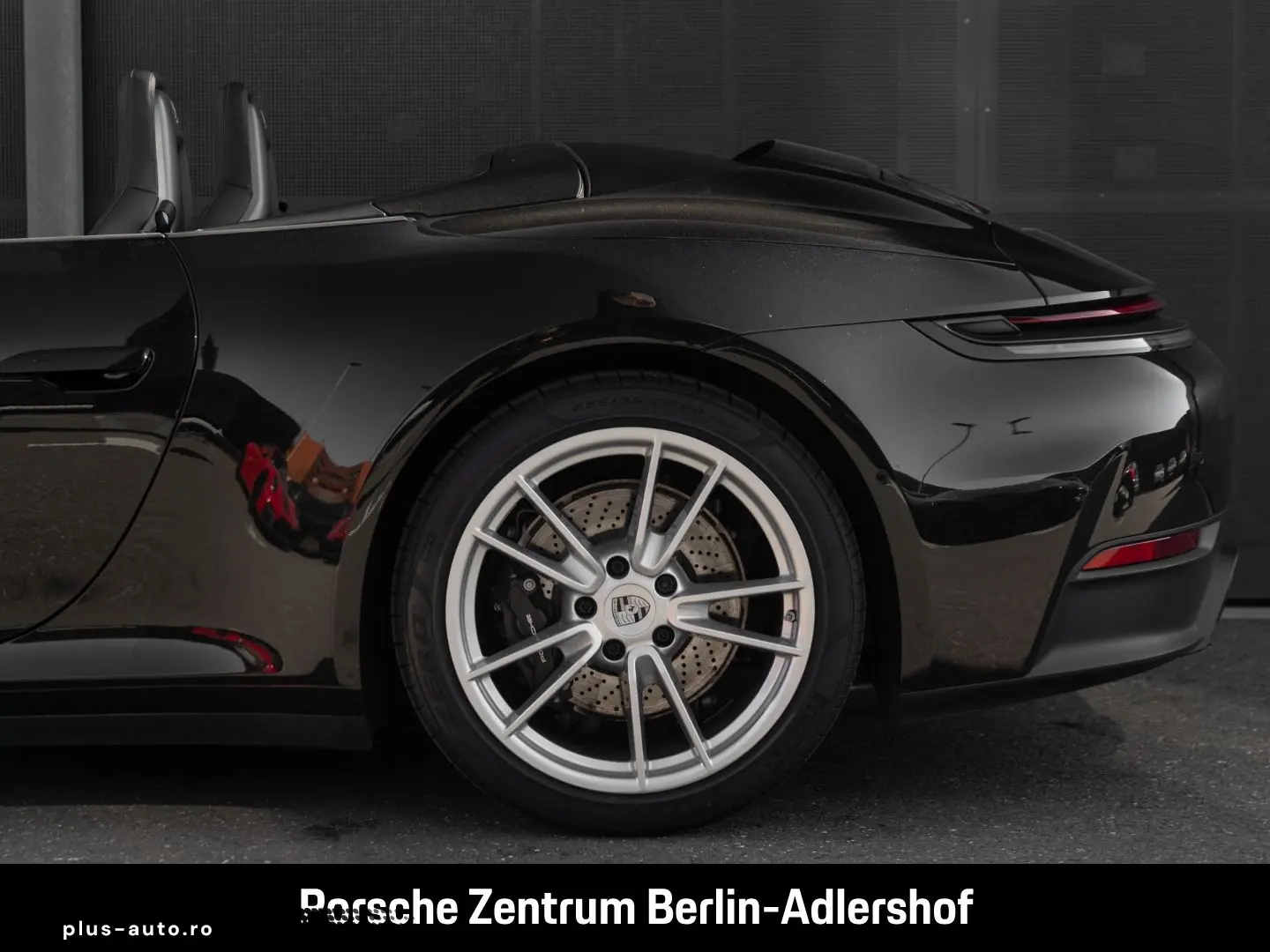 PORSCHE 992 911 Carrera Cabrio Sportabgas Surround-View