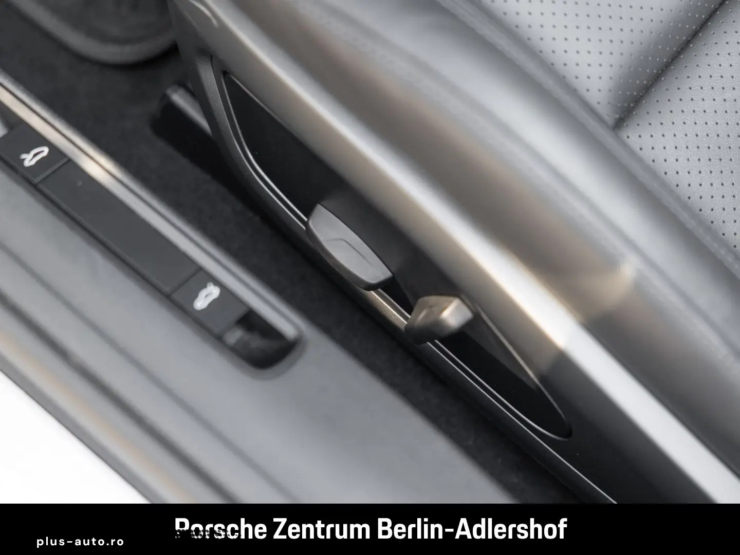PORSCHE 992 911 Carrera Cabrio Sportabgas Surround-View