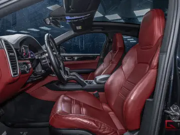 PORSCHE Cayenne E-Hyb Coupé SportDesign 22  Pano Matrix