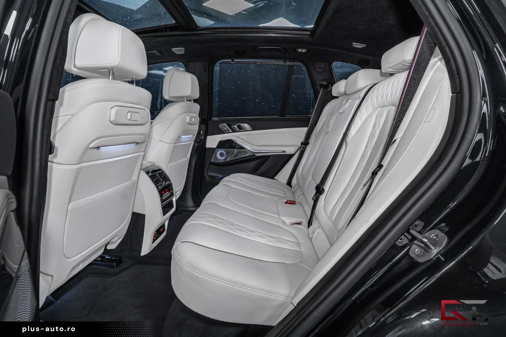 BMW X5 xDrive50e M-Sport Comfort  B&W Pano Sky 22