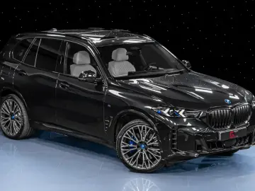 BMW X5 xDrive50e M-Sport Comfort  B&W Pano Sky 22