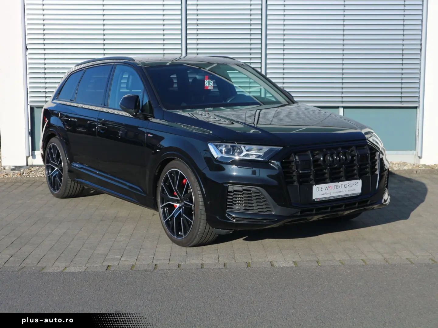 AUDI Q7 S line 55 TFSI quattro 7-SITZER AHK PANO STHZ
