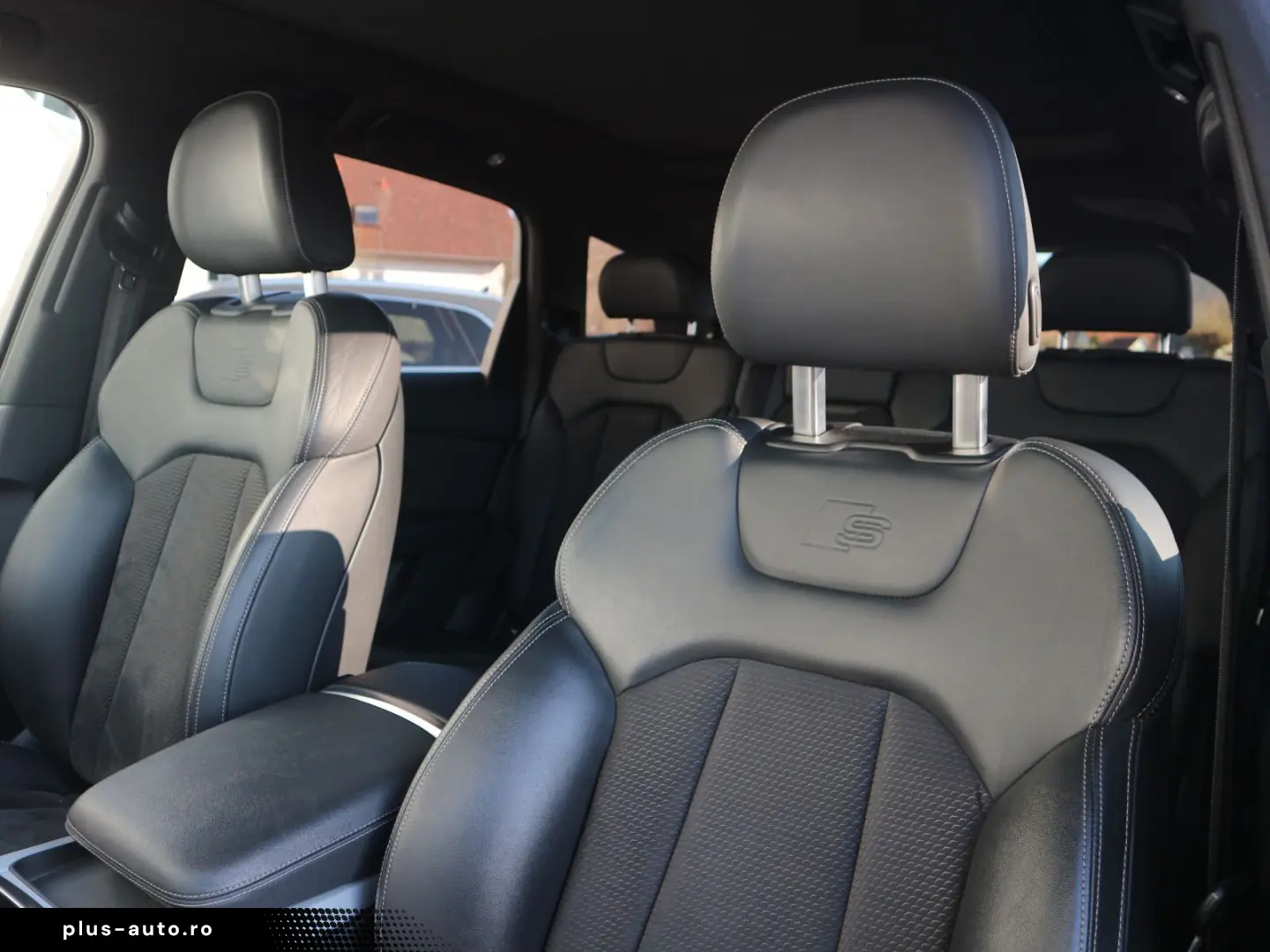 AUDI Q7 S line 55 TFSI quattro 7-SITZER AHK PANO STHZ