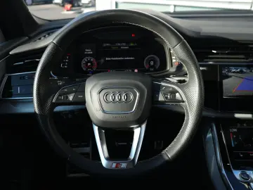 AUDI Q7 S line 55 TFSI quattro 7-SITZER AHK PANO STHZ