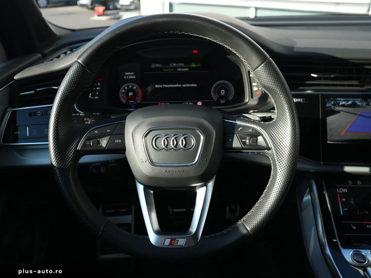 AUDI Q7 S line 55 TFSI quattro 7-SITZER AHK PANO STHZ