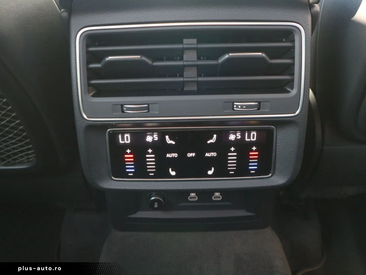 AUDI Q7 S line 55 TFSI quattro 7-SITZER AHK PANO STHZ