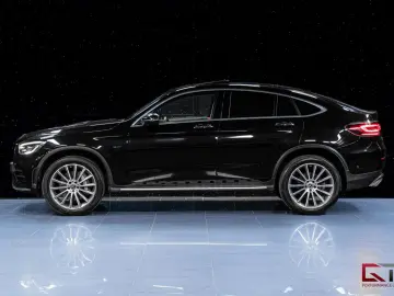MERCEDES-BENZ GLC 300 e Coupé 4M AMG ACC