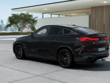 BMW X6 M60i