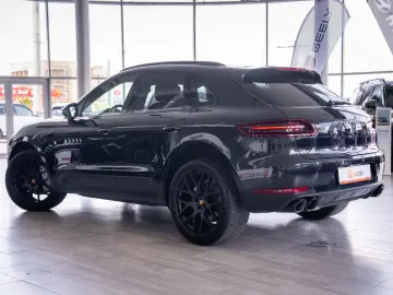Porsche Macan 3.0