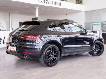 Porsche Macan 3.0