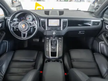 Porsche Macan 3.0